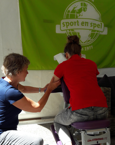 Stoelmassage Westland geeft stoelmassage's tijdens Sport en Spel in Maasland